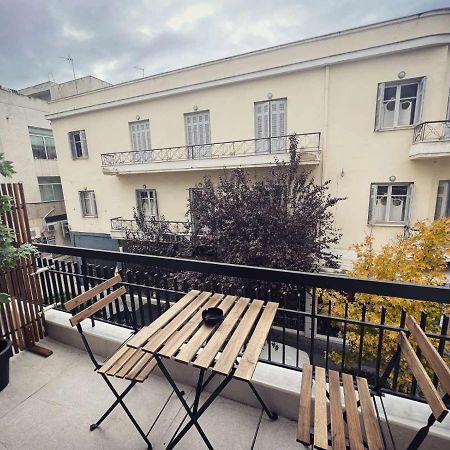 Luxurious Wooden Detail Flat In City Center Chalkís Exterior foto